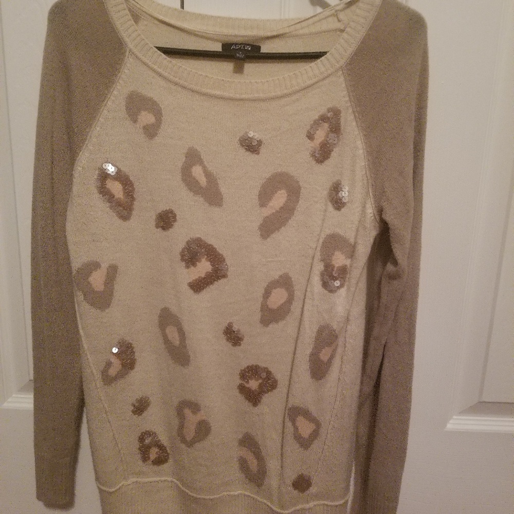 Apt.9 cheetah sparkle sweater